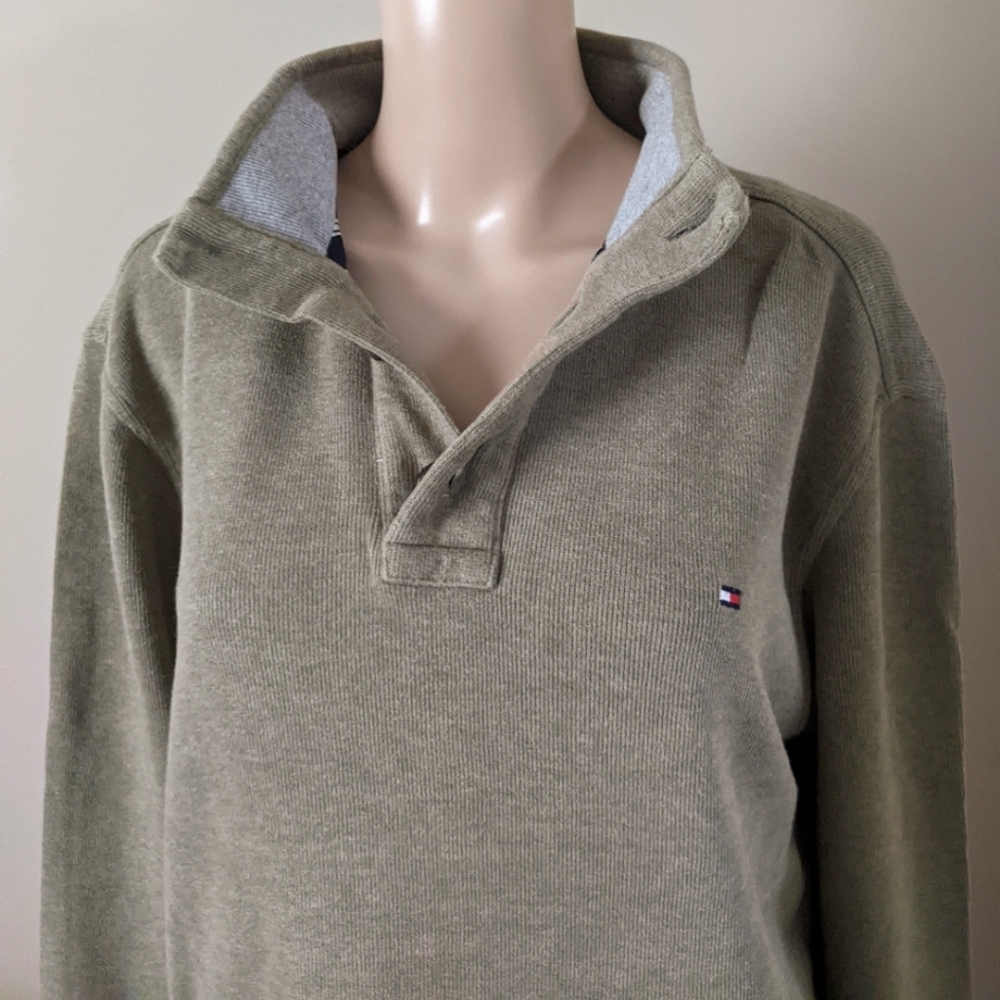Tommy Hilfiger 1/4 button up sweater, men's large